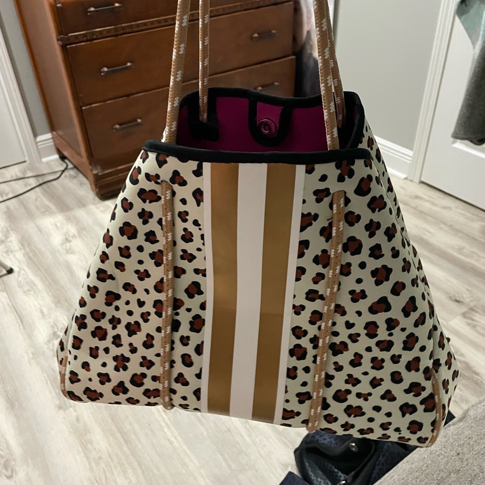Neoprene Leopard Tote Bag with Gold Accents and wristlet - Picture 3 of 4